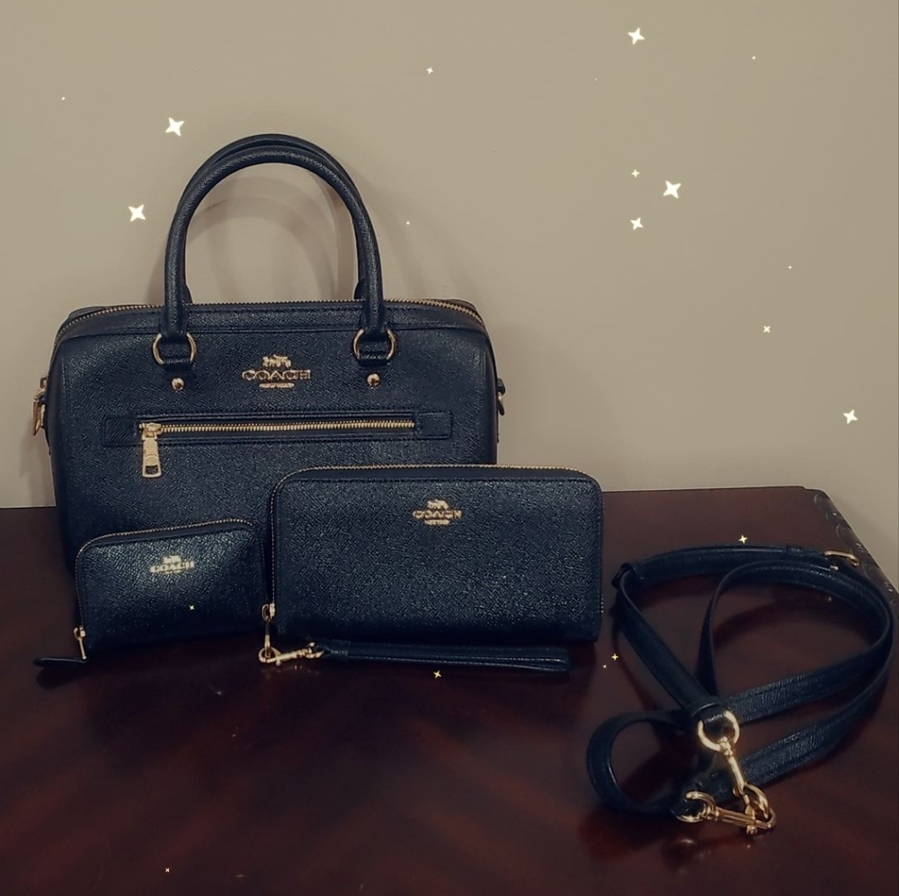 Coach purse, wallet and coin case